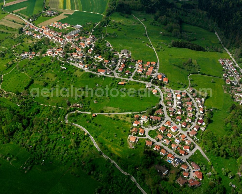 Diegelsberg from the bird's eye view: Village - view on the edge of forested areas in Diegelsberg in the state Baden-Wuerttemberg, Germany