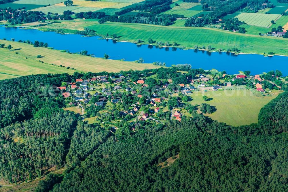 Aerial image Rüterberg - Village - view on the edge of forested areas on shore of elbe river in Rueterberg in the state Mecklenburg - Western Pomerania, Germany