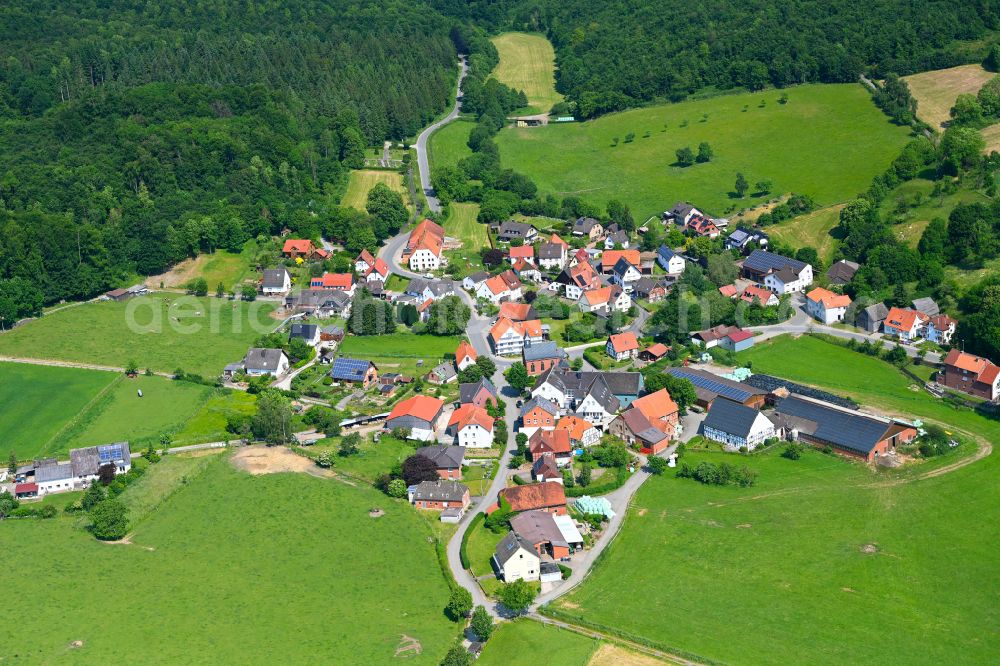 Aerial image Erwitzen - Village - view on the edge of forested areas in Erwitzen in the state North Rhine-Westphalia, Germany