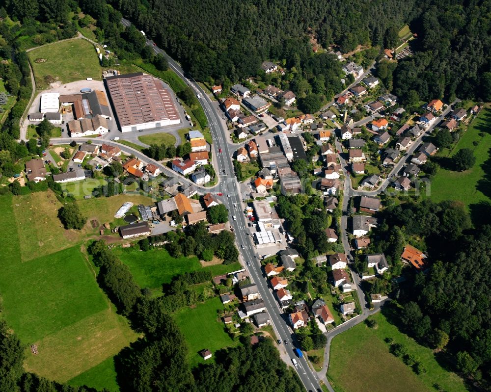 Aerial photograph Etzen-Gesäß - Village - view on the edge of forested areas in Etzen-Gesäß in the state Hesse, Germany