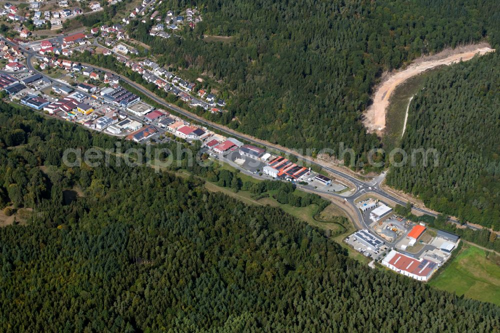 Frammersbach from the bird's eye view: Village - view on the edge of forested areas in Frammersbach in the state Bavaria, Germany