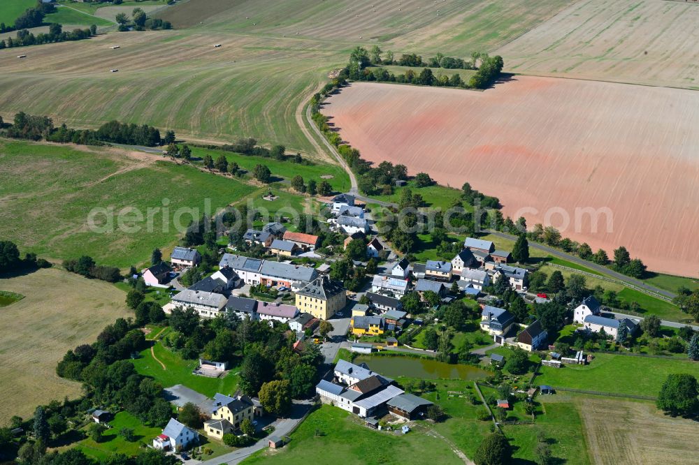 Hain from the bird's eye view: Village - view on the edge of forested areas in Hain in the state Thuringia, Germany