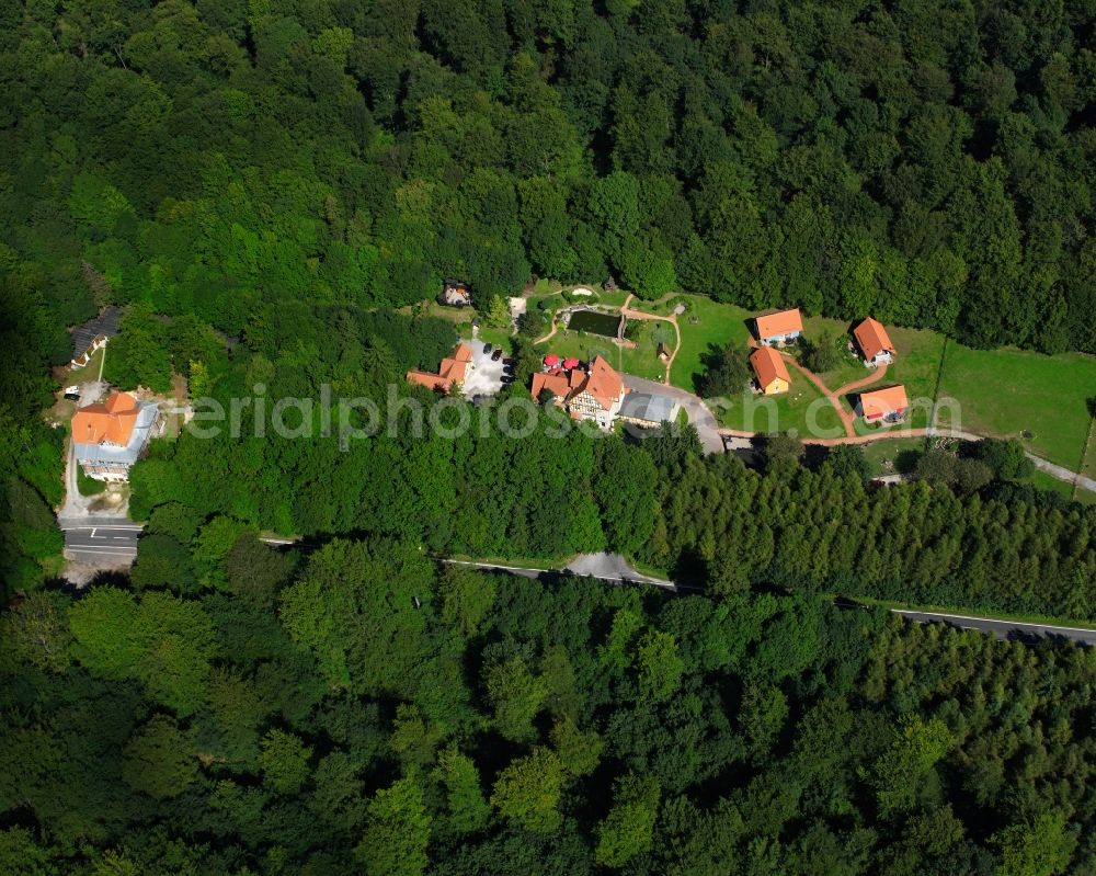 Aerial photograph Heyerode - Village - view on the edge of forested areas in Heyerode in the state Thuringia, Germany