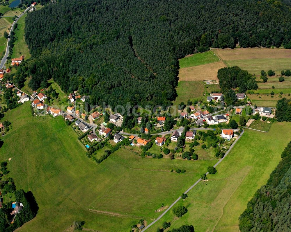 Aerial photograph Hiltersklingen - Village - view on the edge of forested areas in Hiltersklingen in the state Hesse, Germany