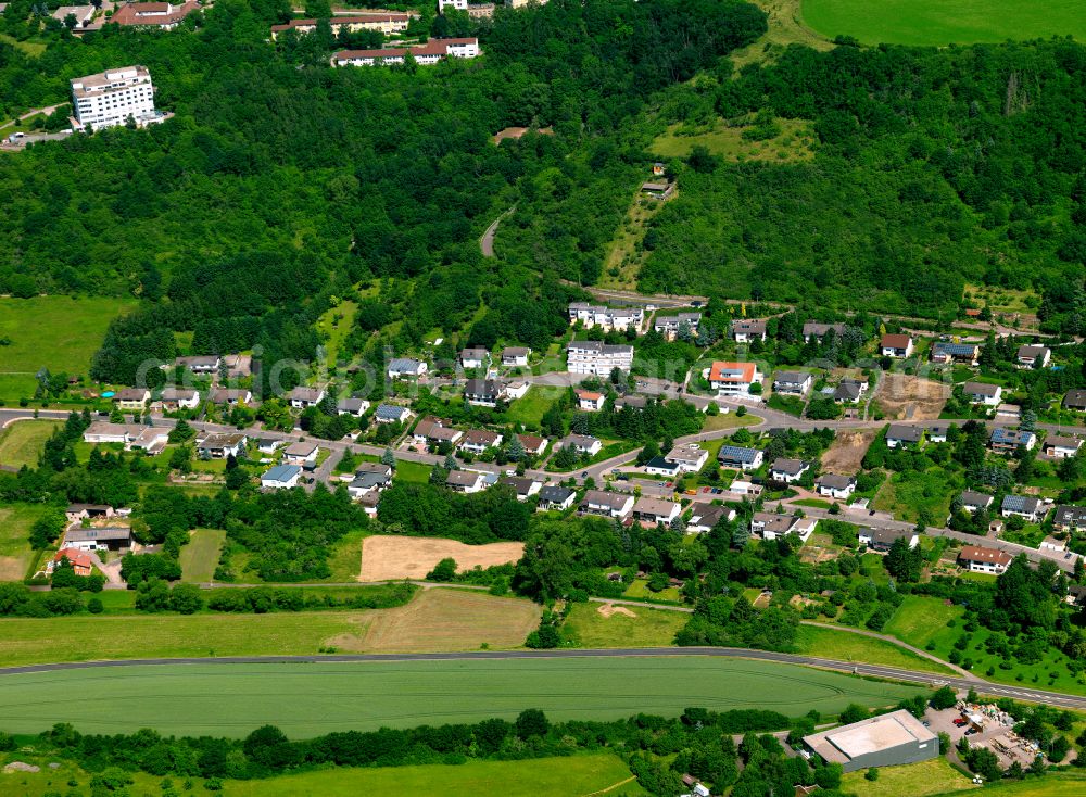 Aerial photograph Inkeltalerhof - Village - view on the edge of forested areas in Inkeltalerhof in the state Rhineland-Palatinate, Germany