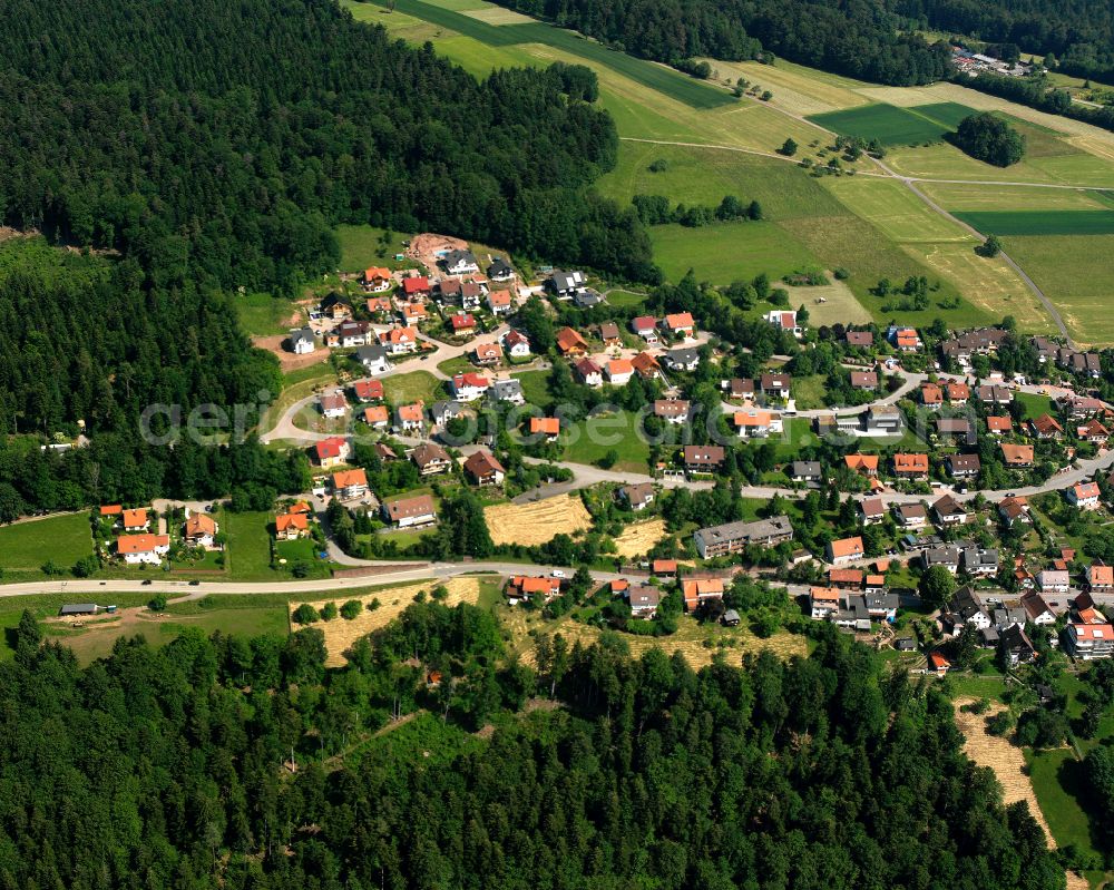 Aerial image Kapfenhardt - Village - view on the edge of forested areas in Kapfenhardt in the state Baden-Wuerttemberg, Germany