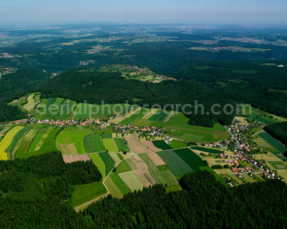 Aerial photograph Maisenbach-Zainen - Village - view on the edge of forested areas in Maisenbach-Zainen in the state Baden-Wuerttemberg, Germany