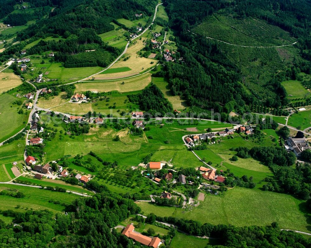 Neusatz from the bird's eye view: Village - view on the edge of forested areas in Neusatz in the state Baden-Wuerttemberg, Germany