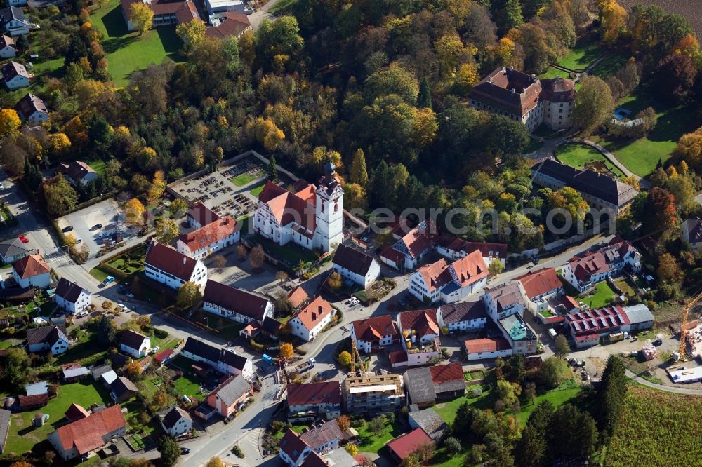 Aerial image Oberstadion - Village - view on the edge of forested areas in Oberstadion in the state Baden-Wuerttemberg, Germany