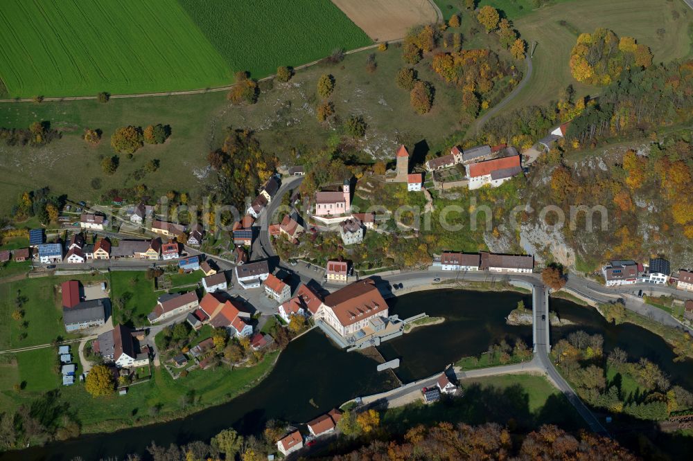 Rechtenstein from the bird's eye view: Village - view on the edge of forested areas in Rechtenstein in the state Baden-Wuerttemberg, Germany