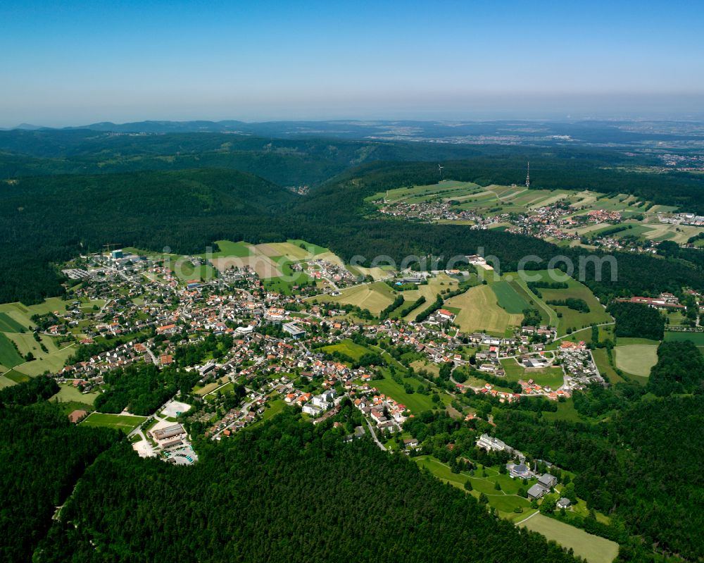 Aerial photograph Schömberg - Village - view on the edge of forested areas in Schömberg in the state Baden-Wuerttemberg, Germany