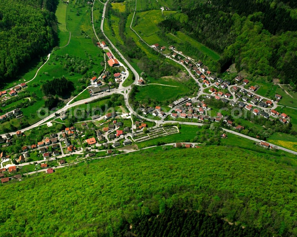 Weißenstein from the bird's eye view: Village - view on the edge of forested areas in Weißenstein in the state Baden-Wuerttemberg, Germany