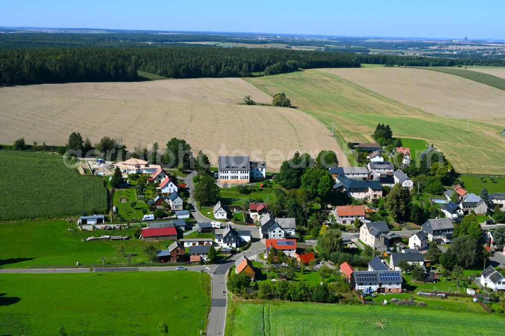 Aerial image Wellsdorf - Village - view on the edge of forested areas in Wellsdorf in the state Thuringia, Germany