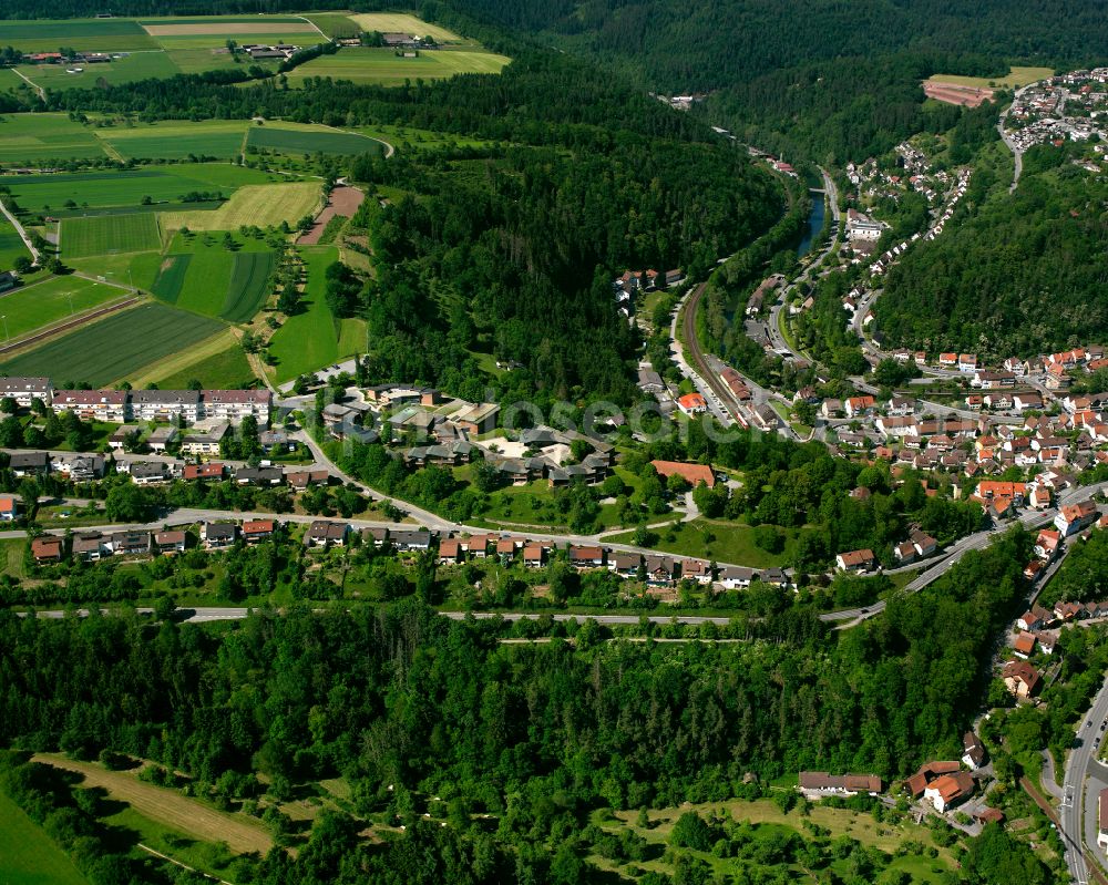 Wildberg from the bird's eye view: Village - view on the edge of forested areas in Wildberg in the state Baden-Wuerttemberg, Germany