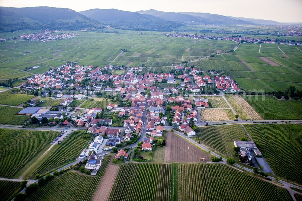 Aerial photograph Hainfeld - Village - view on the edge of wine yards in Hainfeld in the state Rhineland-Palatinate, Germany