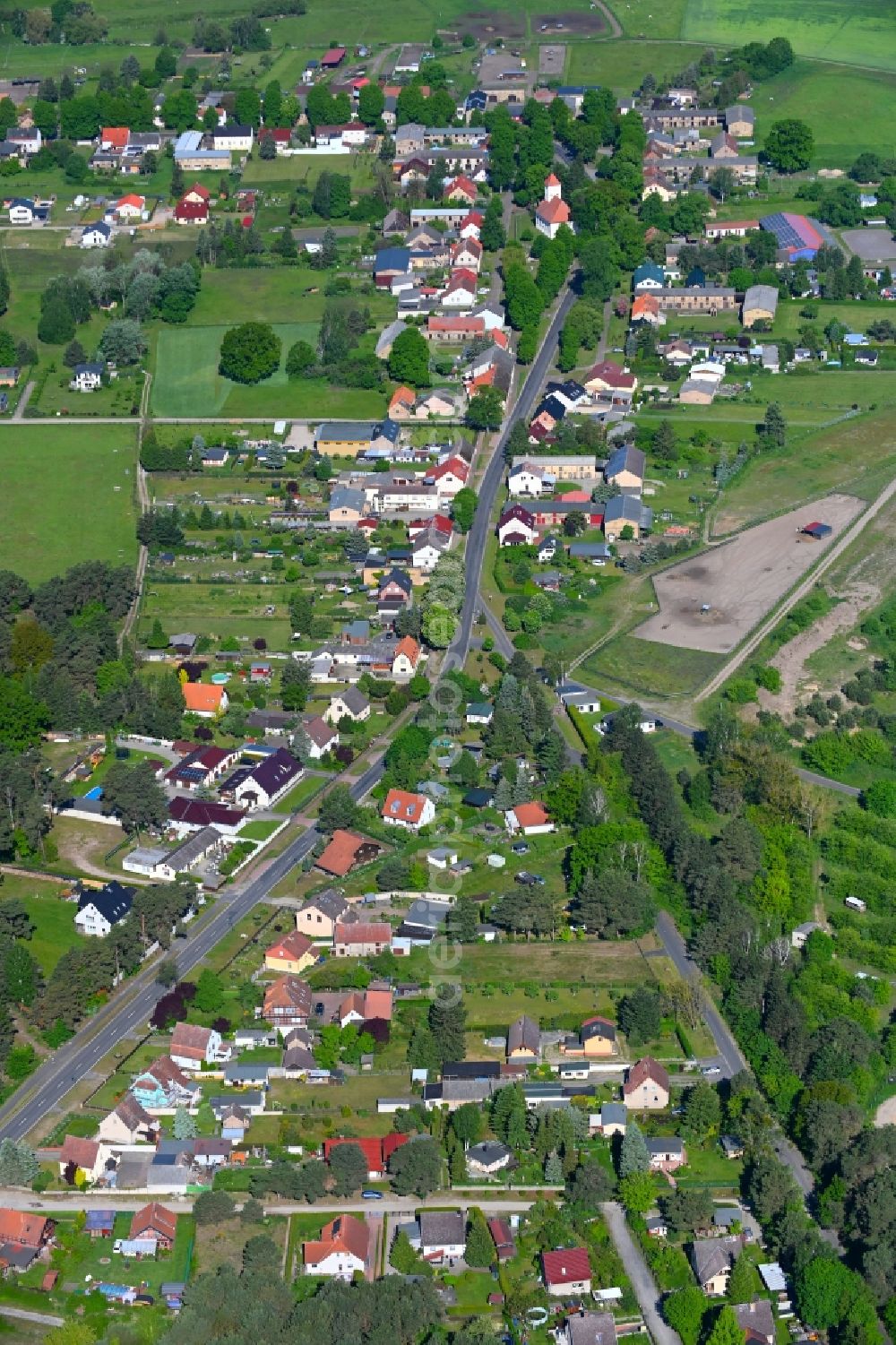 Aerial image Ruhlsdorf - Village view along Dorfstrasse in Ruhlsdorf in the state Brandenburg, Germany