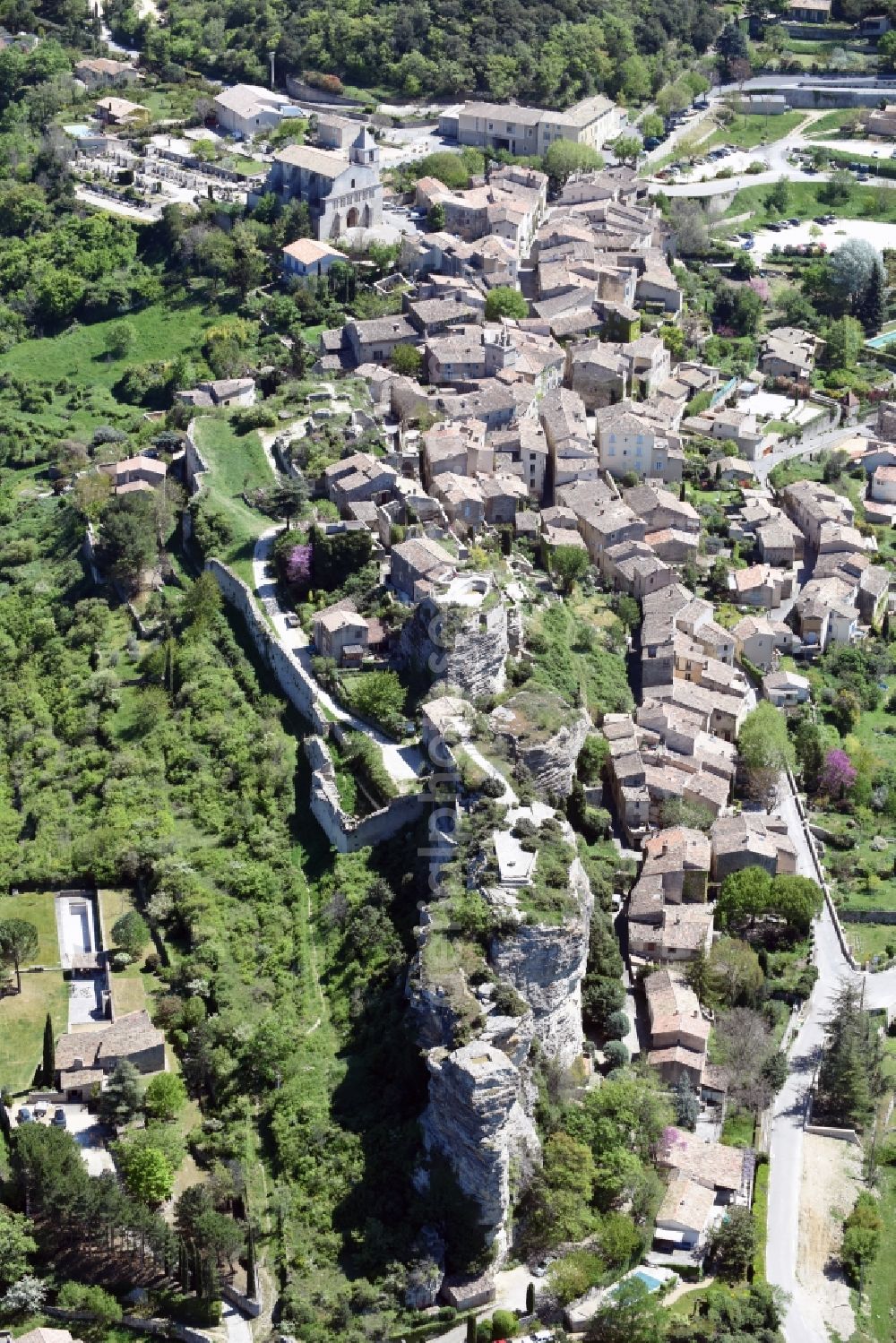 Saignon from above - Village view of Saignon in Provence-Alpes-Cote d'Azur, France