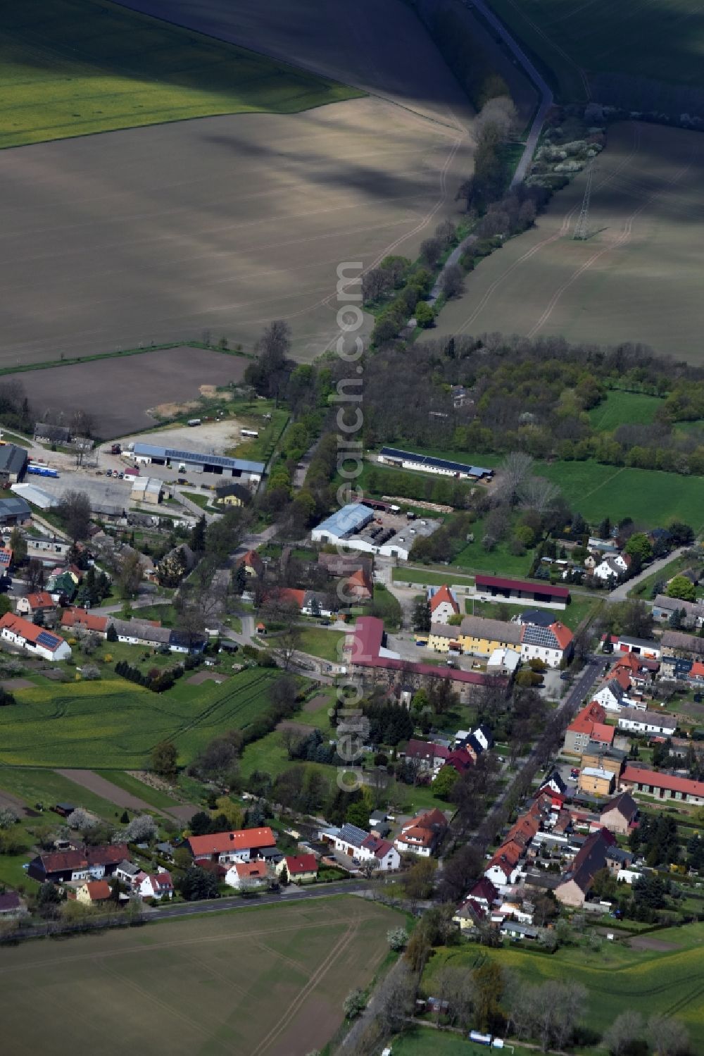 Schackenthal from the bird's eye view: Village view of Schackenthal in the state Saxony-Anhalt