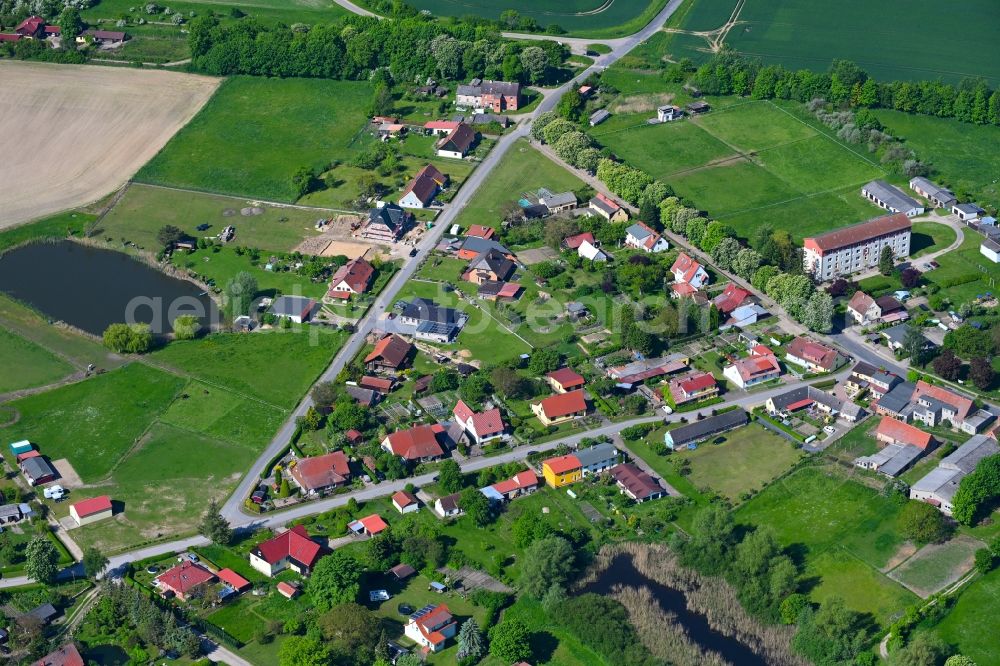 Schwinkendorf from above - Village view on Schwinkendorf Strasse in Schwinkendorf in the state Mecklenburg - Western Pomerania, Germany