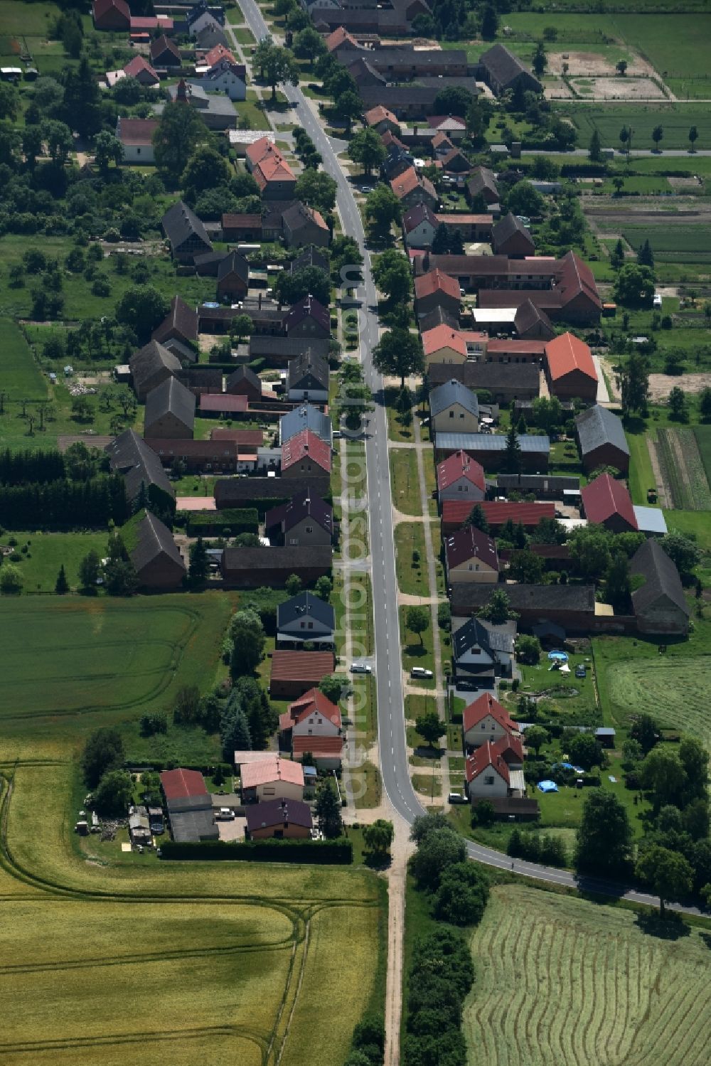 Aerial photograph Sonnenberg - Village view of Sonnenberg in the state Brandenburg