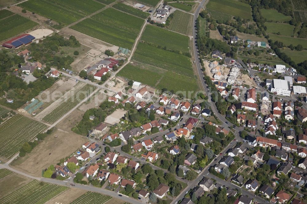 Stadecken-Elsheim from the bird's eye view: Village view of Stadecken-Elsheim in the state Rhineland-Palatinate