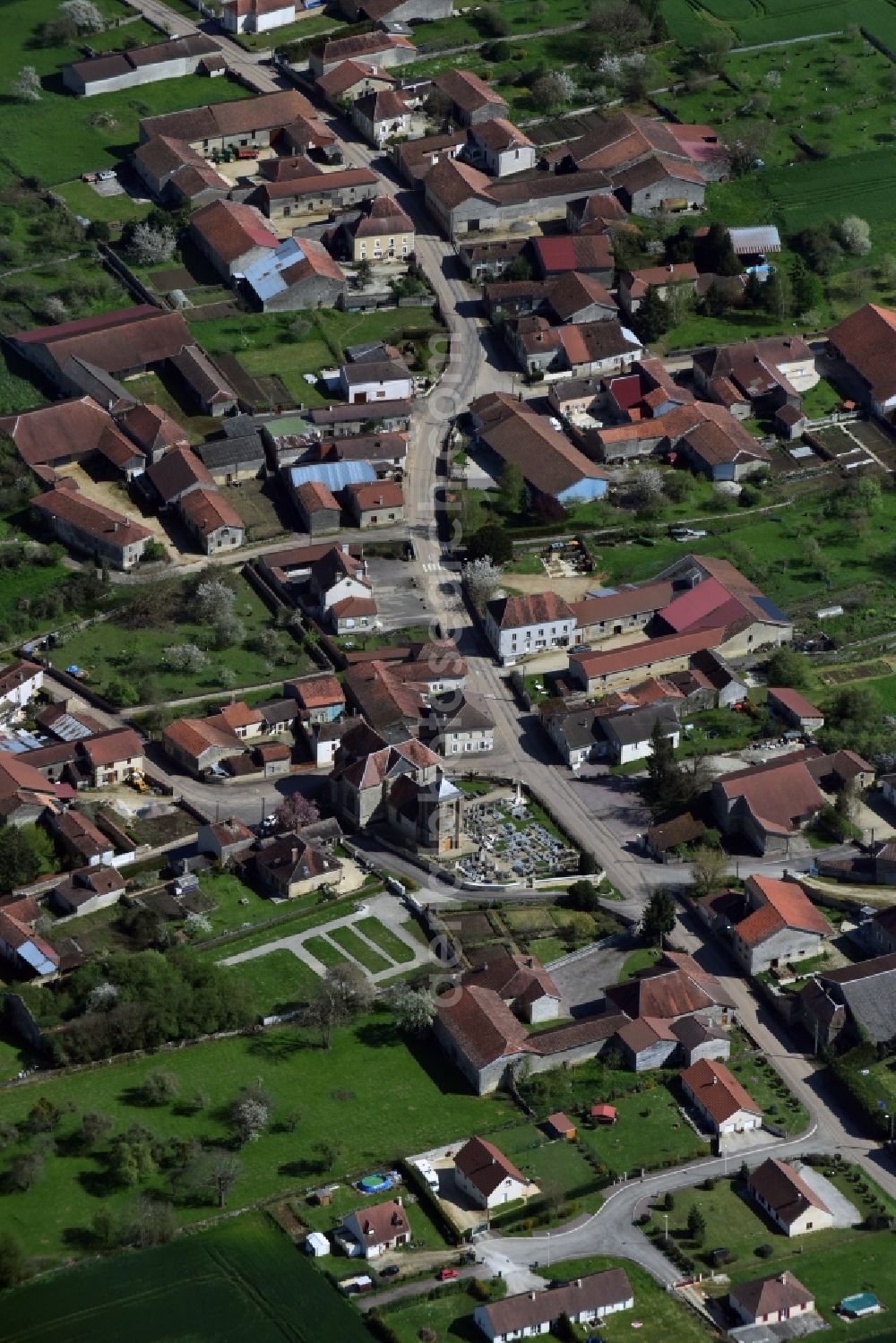 Thil from the bird's eye view: Village view of Thil in Alsace-Champagne-Ardenne-Lorraine, France