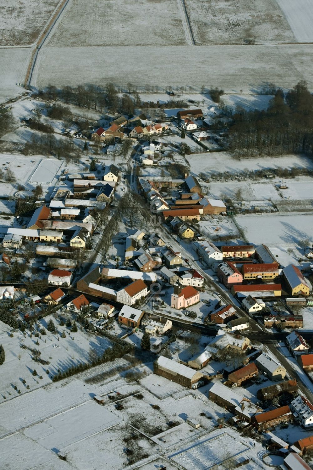 Ludwigsfelde from above - Wintry snowy village view of Wietstock in the state Brandenburg