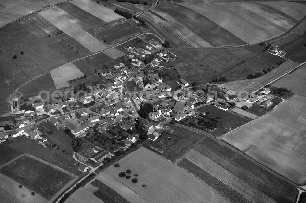 Bischwind A. Raueneck Ebern from above - Village - View of the district Hassberge belonging municipality in Bischwind am Raueneck in the state Bavaria