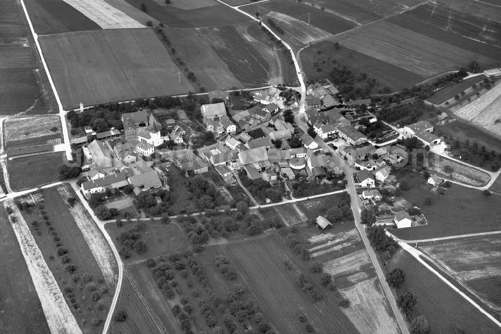 Greßhausen from the bird's eye view: Village - View of the district Hassberge belonging municipality in Gresshausen in the state Bavaria