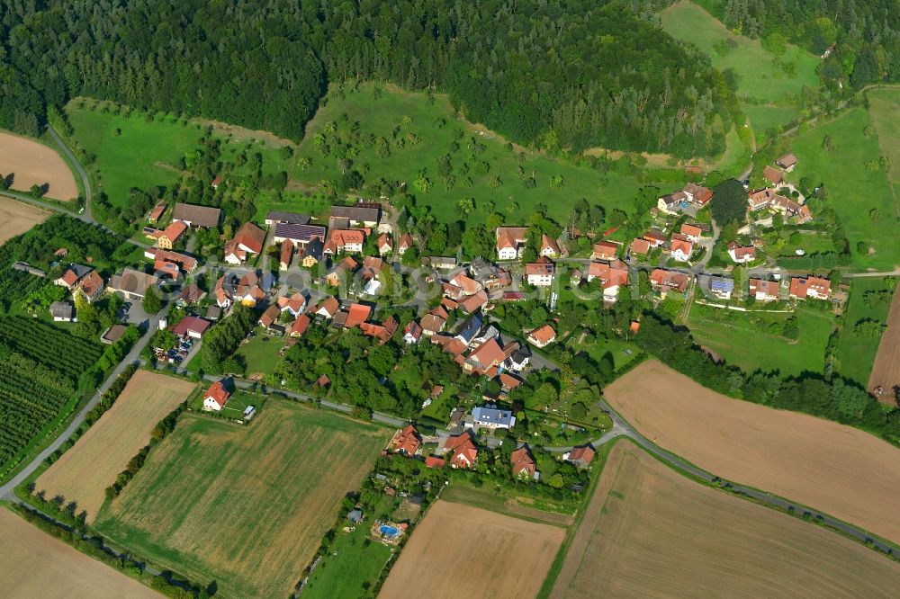 Rabelsdorf from the bird's eye view: Village - View of the district Hassberge belonging municipality in Rabelsdorf in the state Bavaria