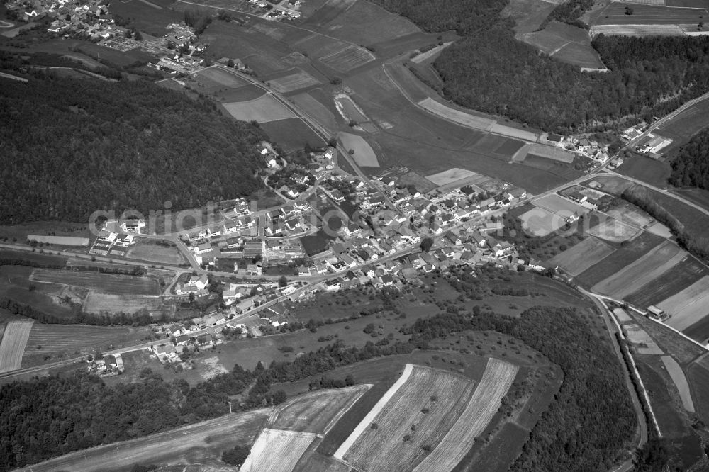 Unterschleichach from the bird's eye view: Village - View of the district Hassberge belonging municipality in Oberaurach Unterschleichach in the state Bavaria