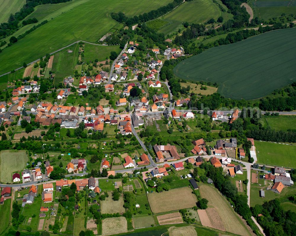 Zwinge from the bird's eye view: Village view in Zwinge in the state Thuringia, Germany