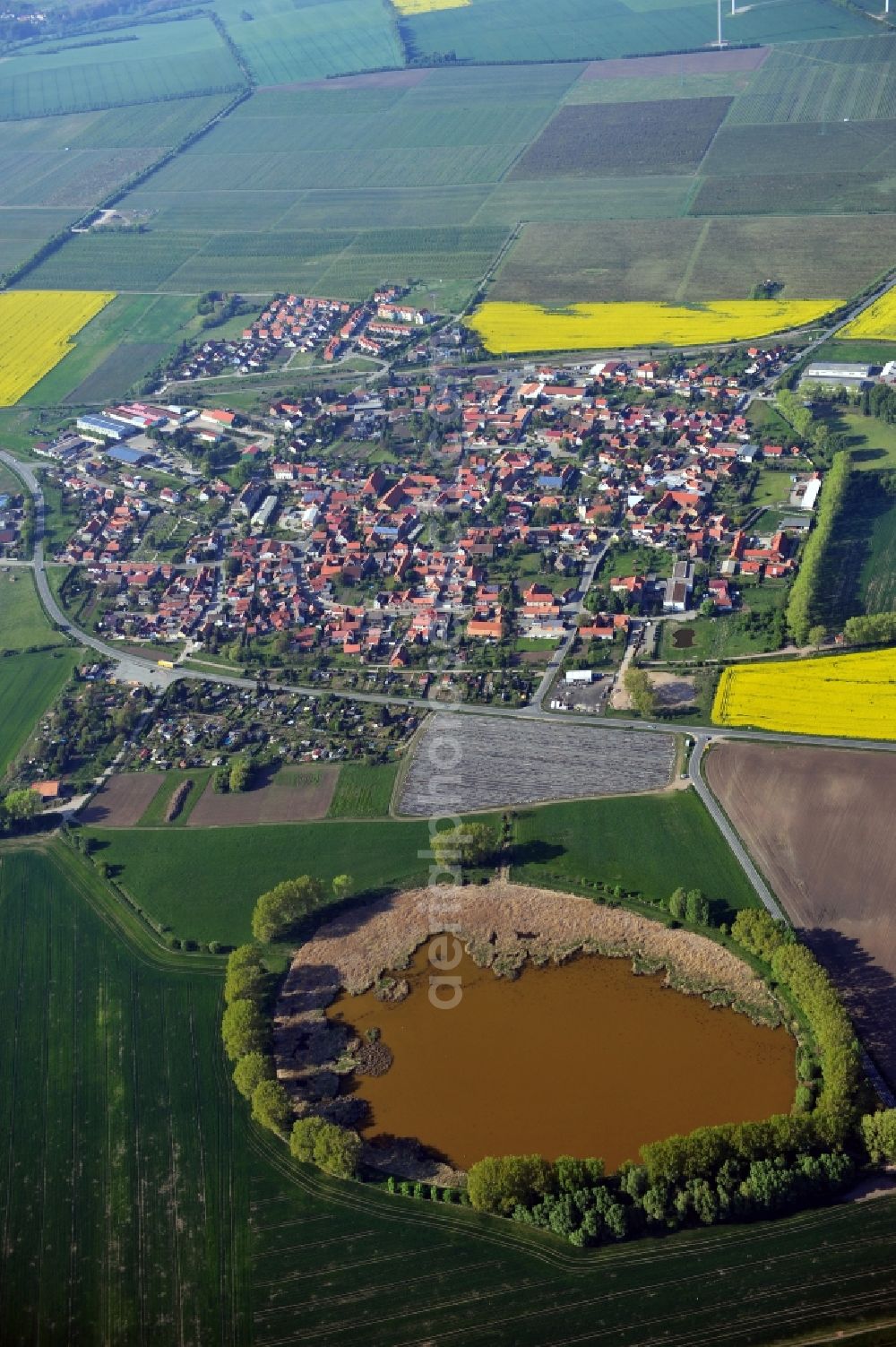 Döllstädt from the bird's eye view: View of the village Doelstaedt in the state Turingia