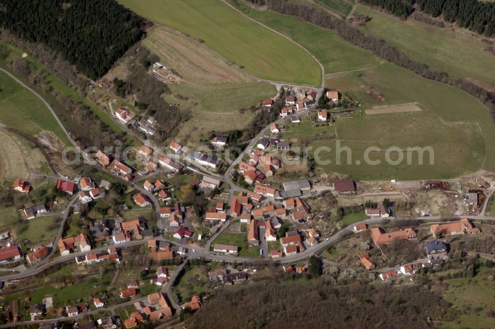 Aerial photograph Finkenbach-Gersweiler - Blick auf die Ortschaft Finkenbach-Gersweiler im Donnersbergkreis in Rheinland-Pfalz. Sie gehört der Verbandsgemeinde Alsenz-Obermoschel an. View to the village Finkenbach-Gersweiler in the Donnersbergkreis in Rhineland-Palatinate.