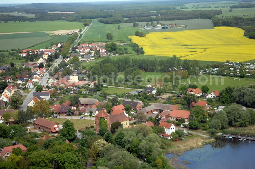 Seeblick OT Hohennauen from the bird's eye view: Villagescape of Hohennauen in Brandenburg