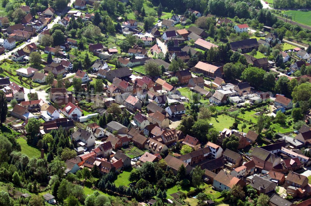 Aerial image Hopfgarten - Dorfansicht / Stadtansicht Hopfgarten in Thüringen. Hopfgarten ist Teil der Verwaltungsgemeinschaft Grammetal. Village / City scape of Hopfgarten in Thuringia.