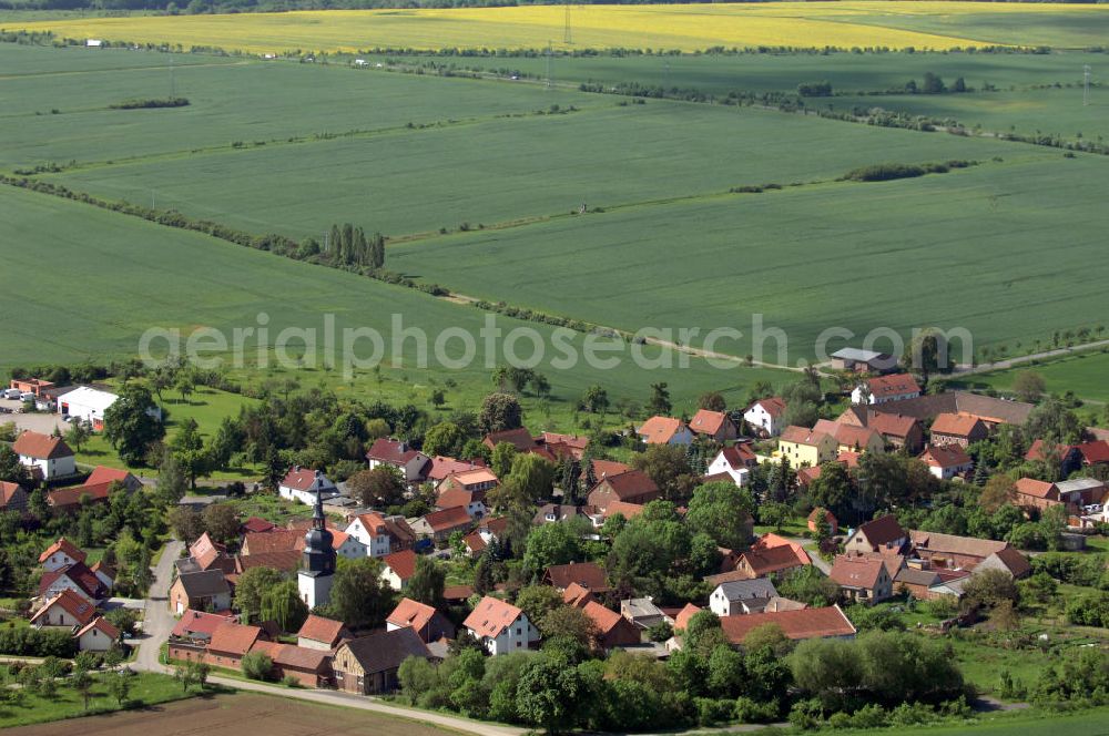 Mönchenholzhausen OT Sohnstedt from the bird's eye view: Dorfansicht / Stadtansicht Sohnstedt in Thüringen mit der Dorf-Kirche. Village / City scape of Sohnstedt in Thuringia with the village church.