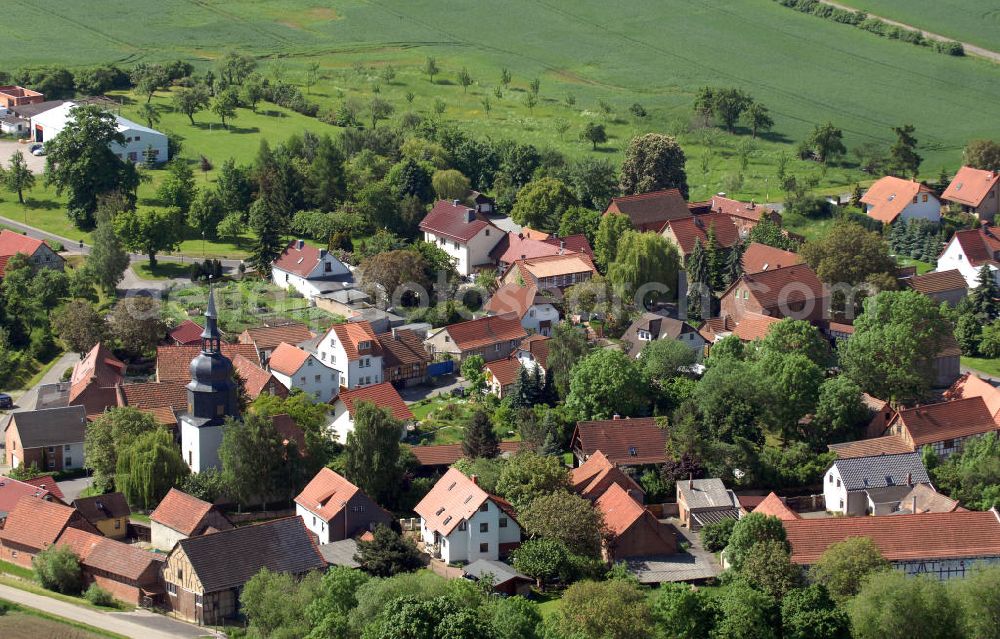 Aerial image Mönchenholzhausen OT Sohnstedt - Dorfansicht / Stadtansicht Sohnstedt in Thüringen mit der Dorf-Kirche. Village / City scape of Sohnstedt in Thuringia with the village church.