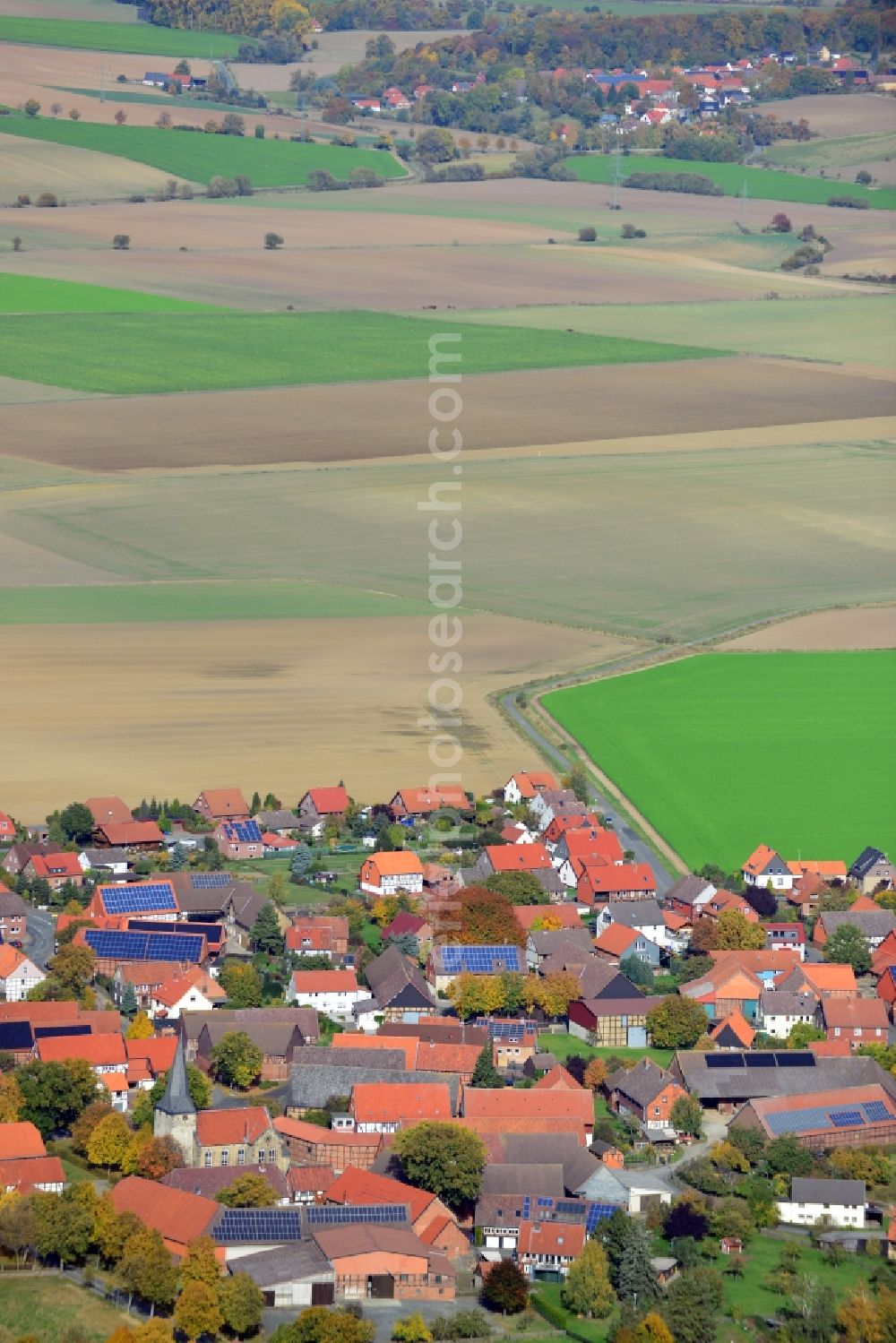 Aerial photograph Weddingen - View of the village Klein Döhren in the state Lower Saxony