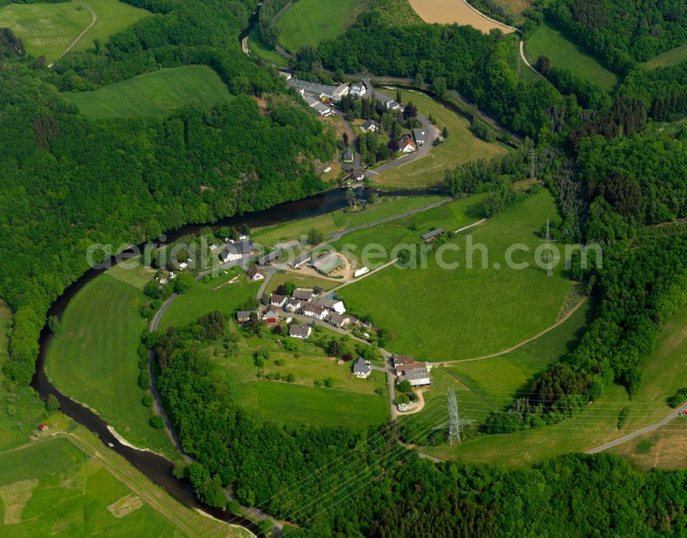 Aerial image Wissen - View of Thal in Roth in the state of Rhineland-Palatinate. The river Nister flows throuth the village