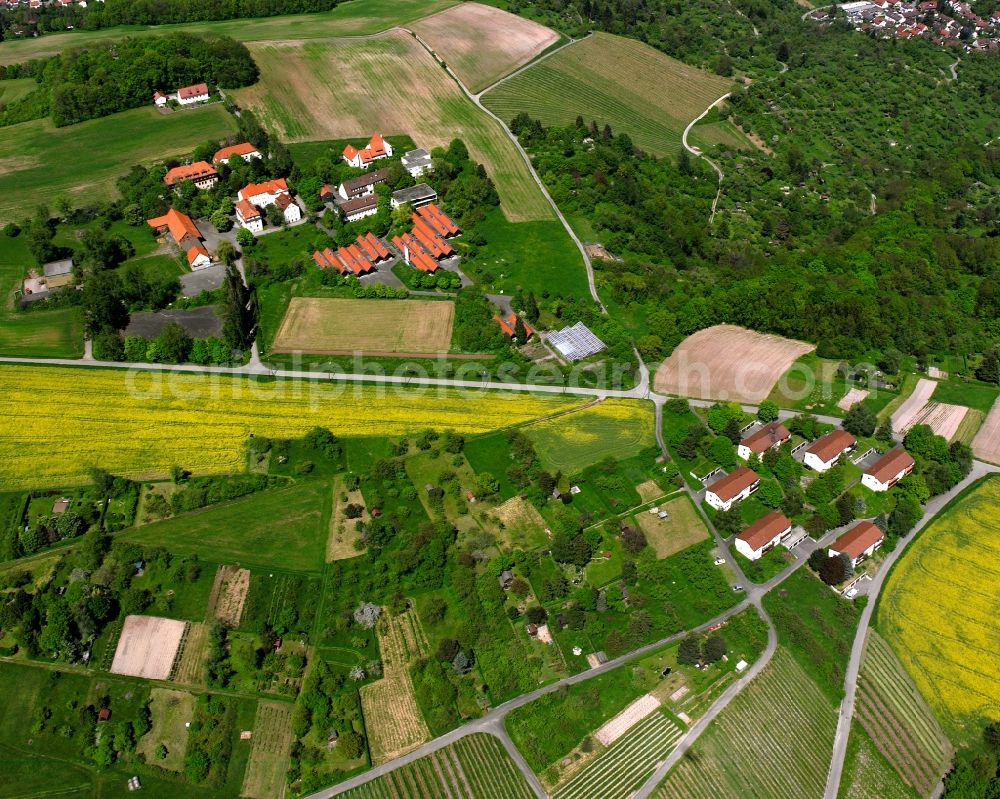 Aerial image Beutelsbach - Agricultural land and field boundaries surround the settlement area of the village in Beutelsbach in the state Baden-Wuerttemberg, Germany