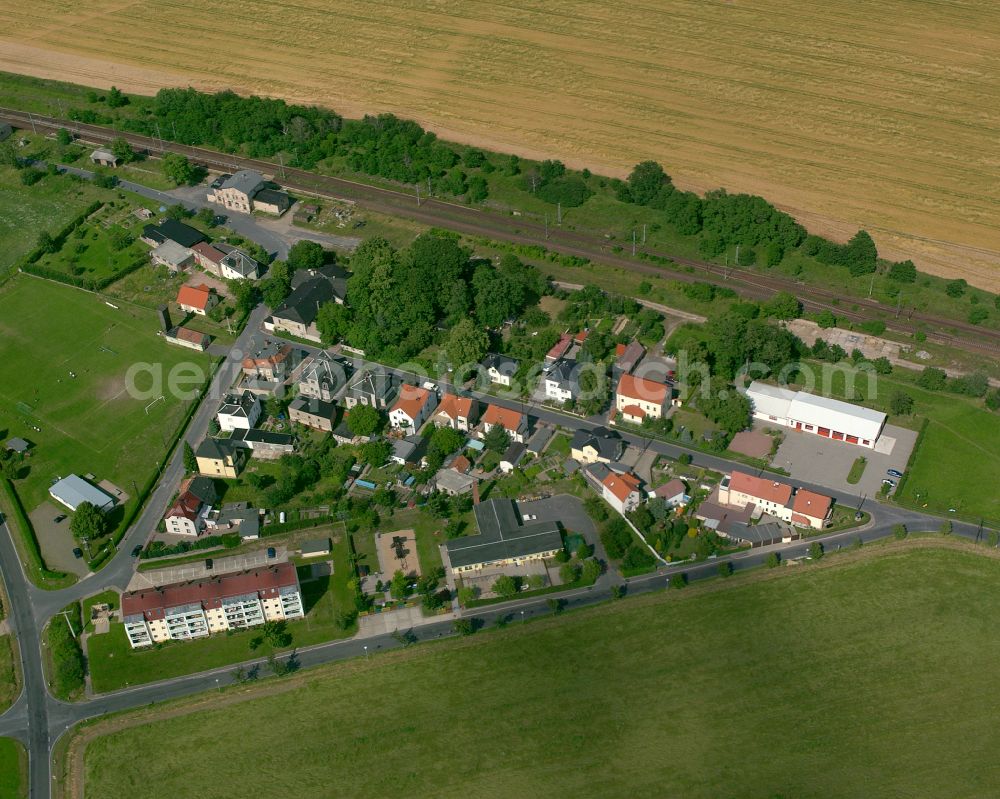 Aerial image Böhla Bahnhof - Agricultural land and field boundaries surround the settlement area of the village in Böhla Bahnhof in the state Saxony, Germany