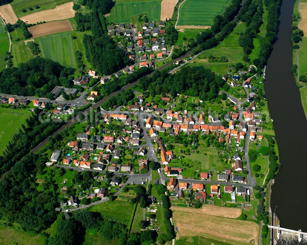 Bonaforth from the bird's eye view: Agricultural land and field boundaries surround the settlement area of the village in Bonaforth in the state Lower Saxony, Germany