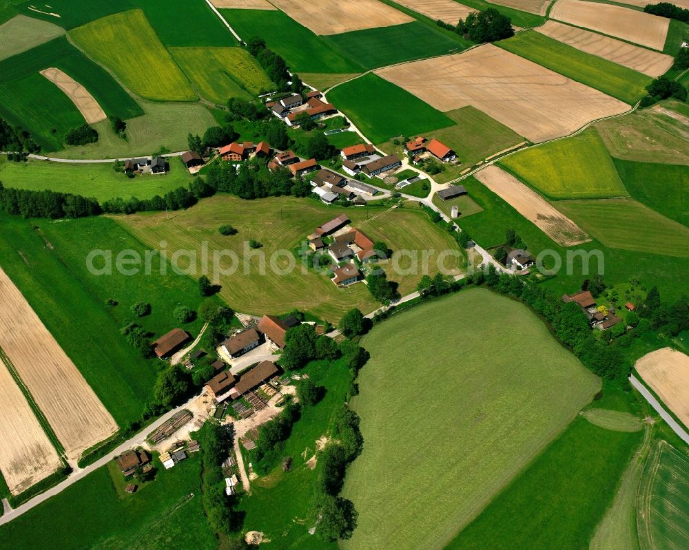 Aerial photograph Breitenbach - Agricultural land and field boundaries surround the settlement area of the village in Breitenbach in the state Bavaria, Germany