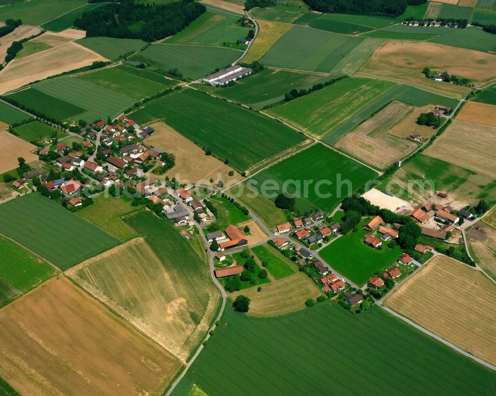 Breitenweinzier from the bird's eye view: Agricultural land and field boundaries surround the settlement area of the village in Breitenweinzier in the state Bavaria, Germany