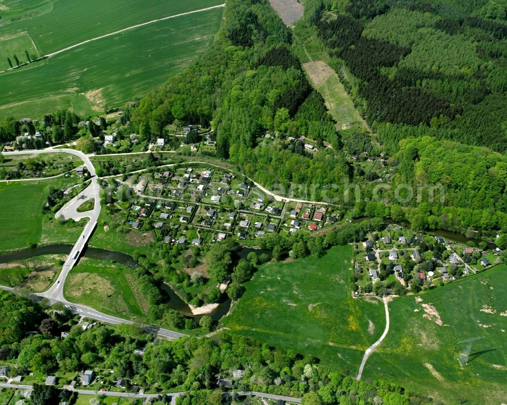 Aerial photograph Chemnitz-Wittgensdorf - Agricultural land and field boundaries surround the settlement area of the village in Chemnitz-Wittgensdorf in the state Saxony, Germany