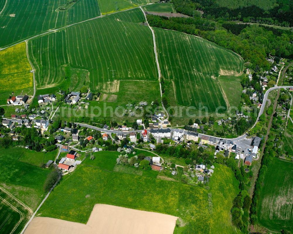 Chemnitz-Wittgensdorf from above - Agricultural land and field boundaries surround the settlement area of the village in Chemnitz-Wittgensdorf in the state Saxony, Germany