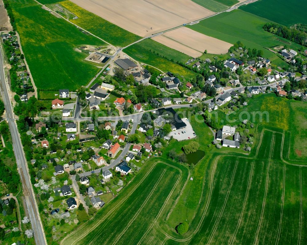 Chemnitz-Wittgensdorf from above - Agricultural land and field boundaries surround the settlement area of the village in Chemnitz-Wittgensdorf in the state Saxony, Germany