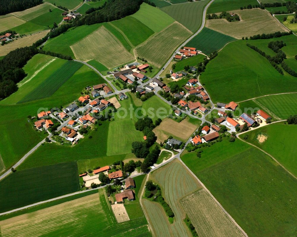 Aerial photograph Eggerszell - Agricultural land and field boundaries surround the settlement area of the village in Eggerszell in the state Bavaria, Germany