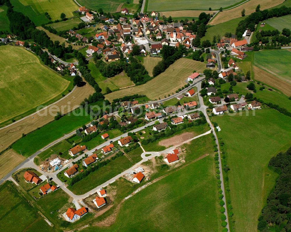 Aerial image Elbersroth - Agricultural land and field boundaries surround the settlement area of the village in Elbersroth in the state Bavaria, Germany